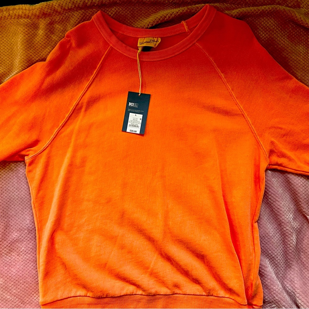Universal Thread Orange Top.